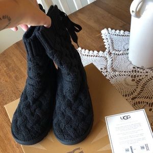 Black Uggs